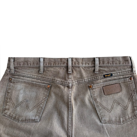 Vintage Y2K Sun-Faded Brown Wrangler 13MWZ Cowboy Cut Jeans - 38x32 - Picture 4 of 10